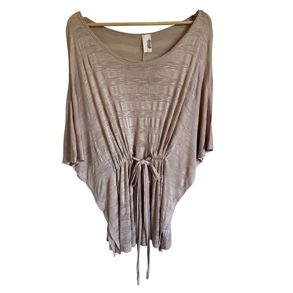 New! Francesca's Grommet Tie Tan Knit Kimono Size Medium MSRP $38 - Picture 1 of 7